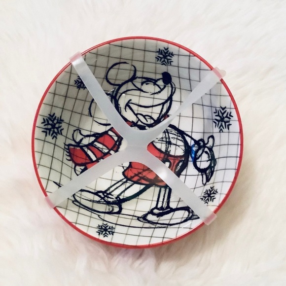 Disney Christmas Sketchbook Set of 3 Tidbit Bowl - Picture 2 of 5